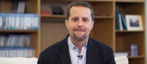 PlayStation's public face Andrew House has stepped down as President and CEO of SIE. [Image via PlayStation/YouTube screencap]