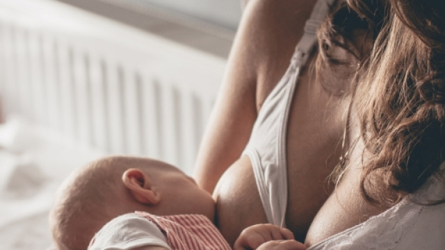 Allattamento del neonato - BimbiSani e Belli - bimbisaniebelli.it