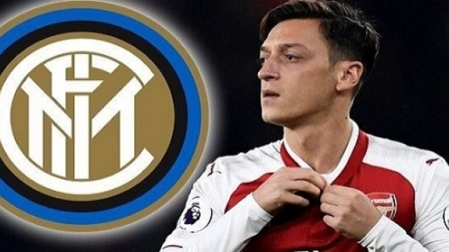 Inter in pole position per Ozil