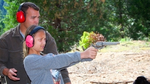 Le d&eacute;bat sur les armes relanc&eacute; aux &Eacute;tats-Unis