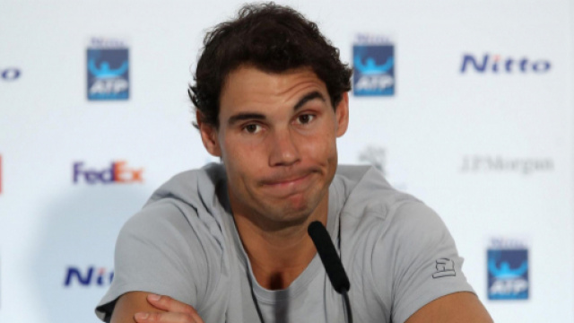 Bless&eacute; au genou, Nadal se retire du Masters de Londres