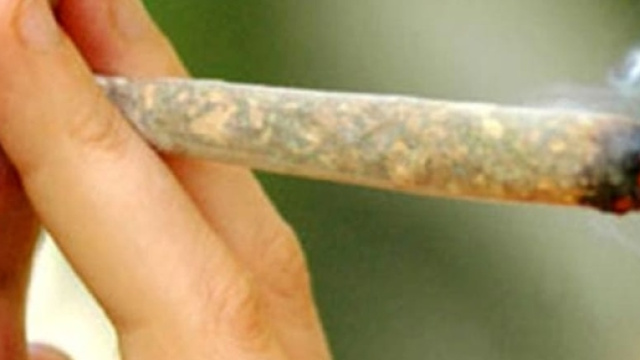 Fumare marijuana fa bene a letto