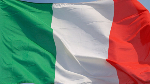 Perch&eacute; in Cirenaica bruciano le bandiere tricolori? - Sputnik Italia - sputniknews.com