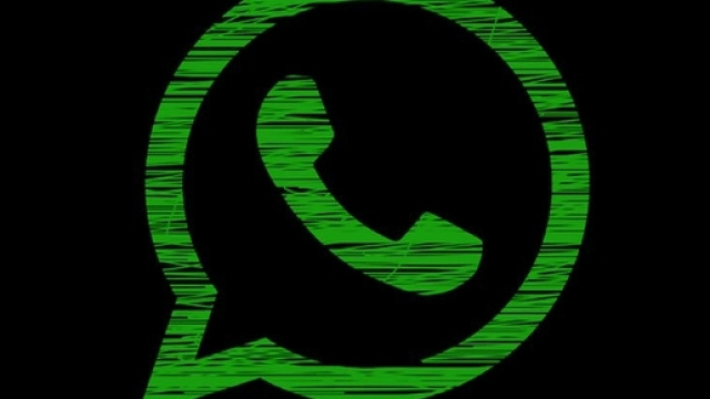 Whatsapp non funziona pi&ugrave; e si blocca per un'ora