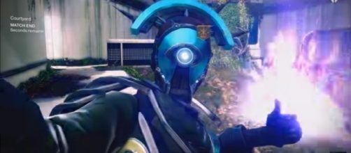 The upcoming Selfie emote in 'Destiny 2.' - (Image Credit: MoreConsole/YouTube screencap)