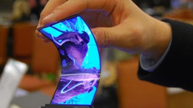 Anticipazioni Samsung e Huawei, dovrebbe arrivare lo schermo pieghevole