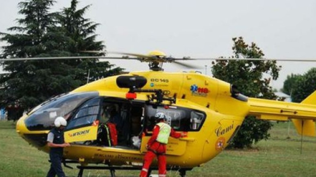 Calabria, crolla un solaio: donna in gravi condizioni