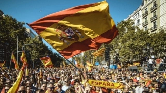 Catalogne&nbsp;: La d&eacute;claration d'ind&eacute;pendance annul&eacute;e