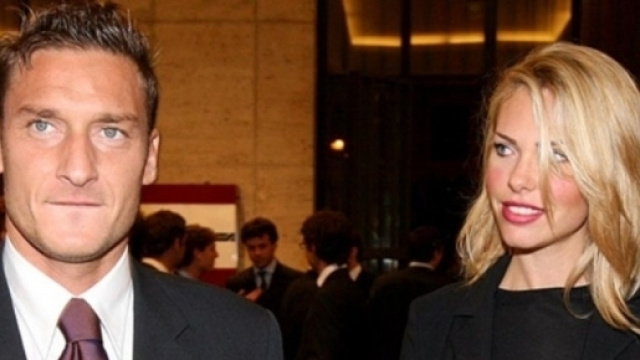 Francesco Totti pronto a sfidare in tv la moglie Ilary Blasi