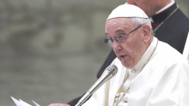 Papa Francesco, promotore di un convegno sul disarmo nucleare in programma a Roma il 10 ed 11 novembre