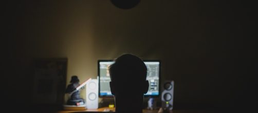 Working at night linked to increased risk of obesity. (Image Credit: Tookapi/ Pixabay)