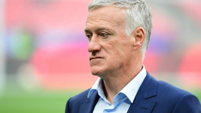 Equipe de France - EdF : Pourquoi il zappe Benzema ? Deschamps ... - foot01.com