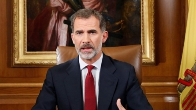Le Roi d'Espagne accuse les dirigeants catalans