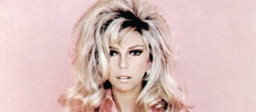 Nancy Sinatra circa 1971 (Image courtesy Reprise Records / Boots Enterprises wikimedia)