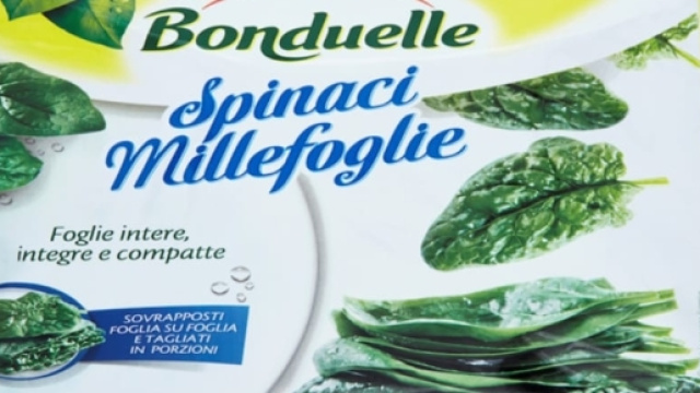 Spinaci surgelati ritirati dai supermercat per presenza di erba velenosa all'interno
