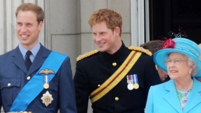 Tra contenitori di plastica, hamburger e cereali Kellogg's, ecco le abitudini alimentari dei reali inglesi