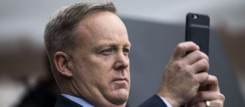 That time when Sean Spicer was the White House Easter Bunny - mashable.com