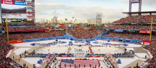 The NHL takes so long to play their season. [Image via Centpacrr via Wikimedia Commons]