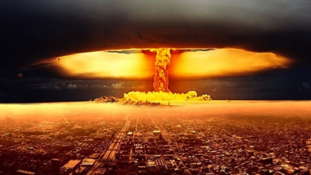 Bombardamento nucleare su una citt&agrave;
