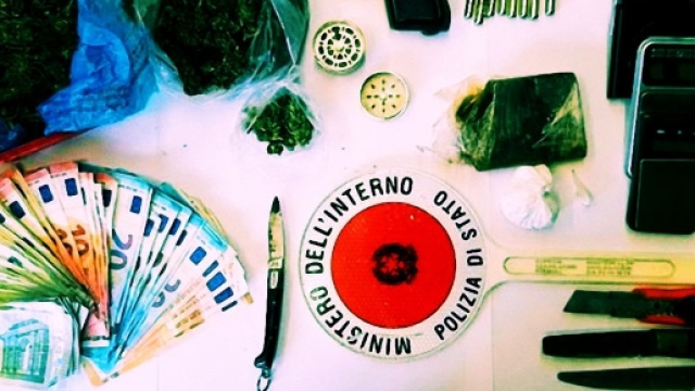 Il sequestro &egrave; stato effettuato dagli uomini della sezione Falchi della Squadra Mobile.