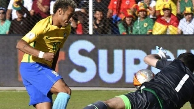 Lampe nega il gol a Neymar: uno dei tanti interventi strepitosi del portiere boliviano