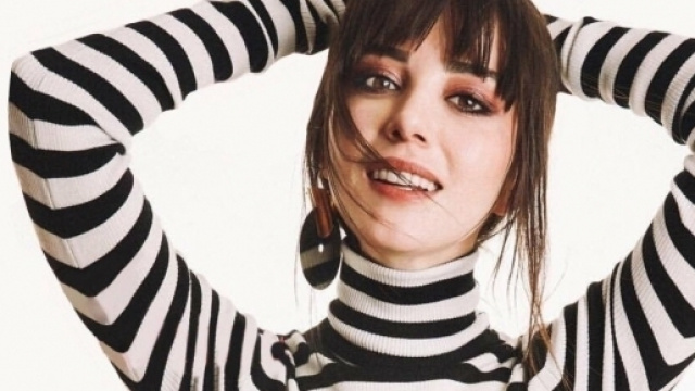 Ozge Gurel parla del fidanzato Serkan Cayoglu