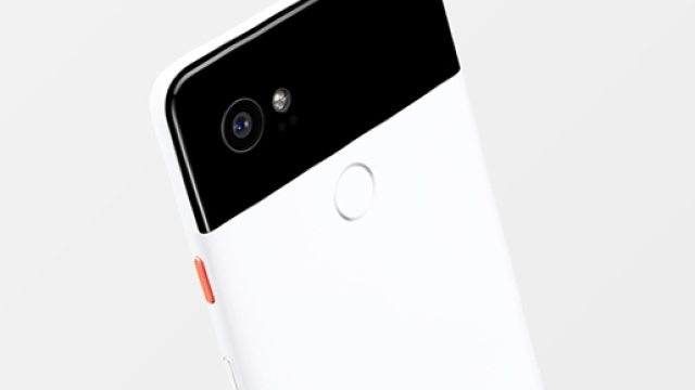 Pixel 2 XL, presentato da Google