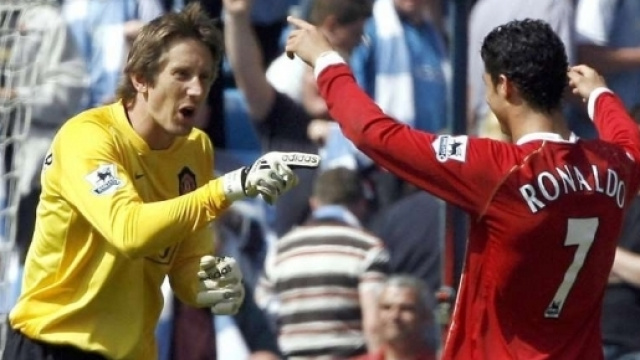 Real Madrid : Van Der Sar r&eacute;v&egrave;le les secrets de Ronaldo !