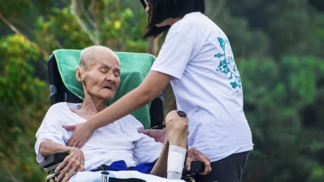 Selezione operatore socio sanitario e farmacista