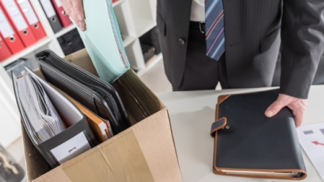 Licenziamento: il dipendente pu&ograve; vedere gli archivi aziendali