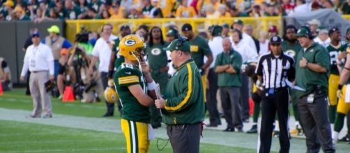 Pack gets ready to face the Dallas Cowboys in a rematch. [Image Credit: Wikimedia Commons]