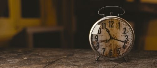 Reloj antiguo que con cada segundo suma una historia