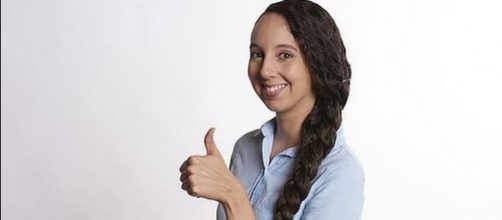 Some gestures are rude in other countries [Image via pixabay.com]