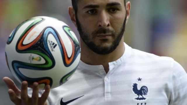Coupe du monde 2014 - Bleus : Benzema ne veut pas du couloir ... - eurosport.fr