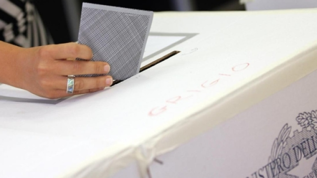 Immagine raffigurante il momento del voto