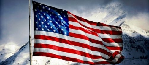 American Flag https://www.flickr.com/photos/throk/3853813504