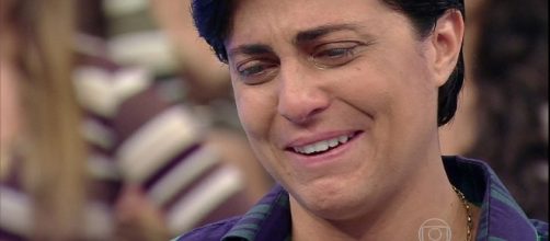 Tammy Miranda posta v&iacute;deo negando os boatos envolvendo seu nome.