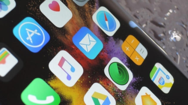 I vecchi iPhone non vengono rallentati di proposito dalla Apple