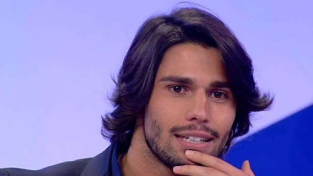 Luca Onestini slasciano in diretta tv