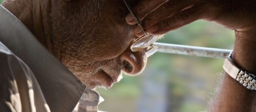 Alzheimer's disease is a common disease among people 65 years old and above. [image via Wikimedia Commons, Jorge Royan]