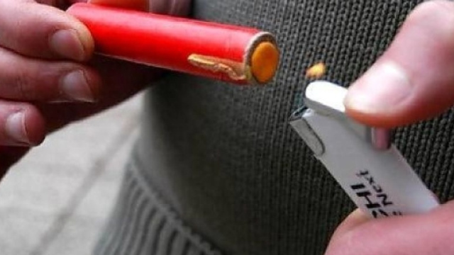 Ancora petardi negli stadi con gravi conseguenze