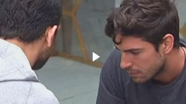 Grande Fratello Vip rapporto orale video