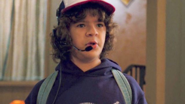 https://www.geekwire.com/2017/stranger-things-fans-crash-science-museums-website-rush-buy-purple-hoodie-worn-dustin/