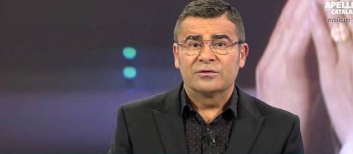 Jorge Javier V&aacute;zquez m&aacute;s hundido que nunca