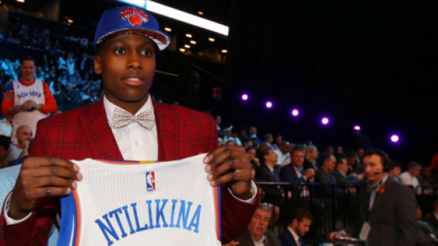 Draft NBA : Frank Ntilikina choisi en huiti&egrave;me par les Knicks ... - leparisien.fr