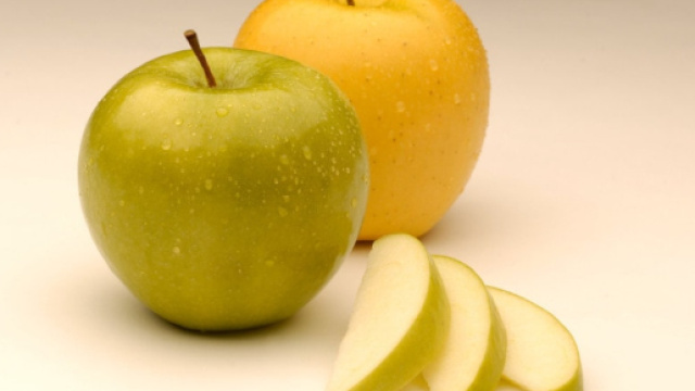 La mela artica Ogm che non diventa mai nera