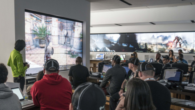 Lo streaming di Assassin&rsquo;s Creed: Origins su Xbox One X da E3 al Microsoft Store di New York