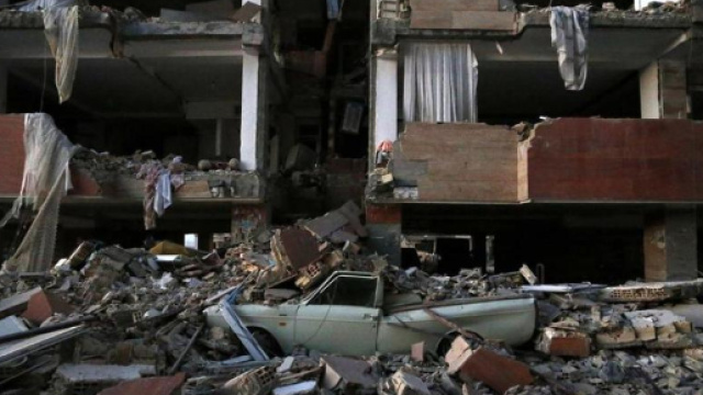 Terremoto di magnitudo 7.2 al confine tra Iran e Iraq: oltre 300 ... - lastampa.it