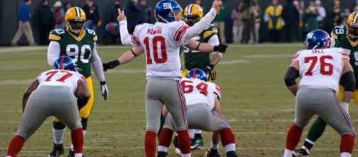 NY Giants QB Eli Manning a team player....[Photo via Mike Morbeck/Flickr]