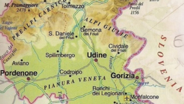 La cartina del Friuli Venezia Giulia come appare sul libro denunciato sui social. (Foto: Facebook)